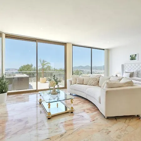 Lovely 6-bedrooms * Cannes