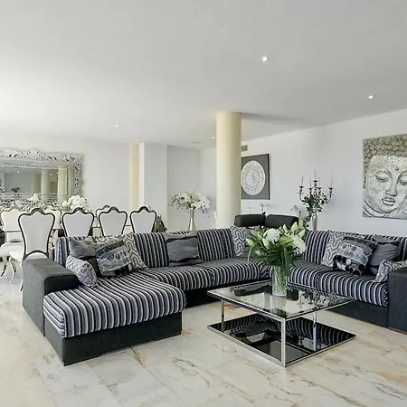 Lovely 6-bedrooms Cannes
